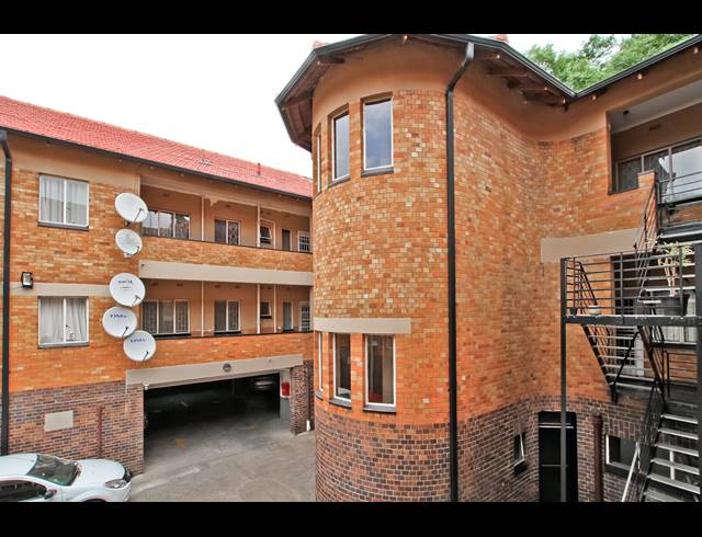 1 BEDROOM APARTMENT FOR SALE IN CYRILDENE